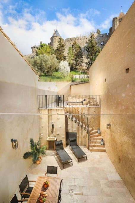 Longue Vie A La Reine - Piscine - Chateau Carcassone Kültér fotó
